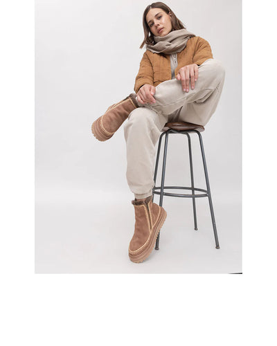 Laidback London Setsu 4.0 Crochet Camel Suede